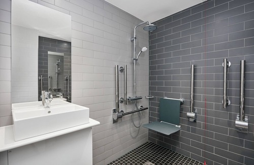 Grimsby Hotel | Holiday Inn Express Grimsby by IHG