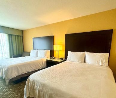 Morgan Hill Hotel | Holiday Inn Express Hotel & Suites San Jose-Morgan Hill by IHG