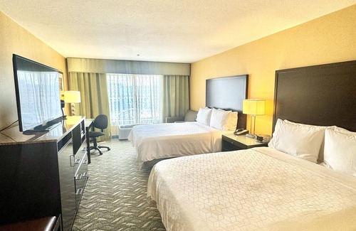 Morgan Hill Hotel | Holiday Inn Express Hotel & Suites San Jose-Morgan Hill by IHG