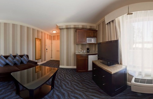 Westside Santa Cruz Hotel | Holiday Inn Express Hotel & Suites Santa Cruz by IHG