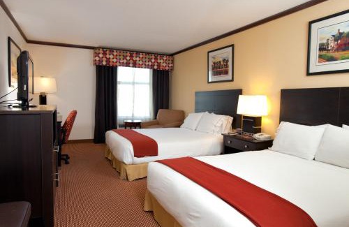 North Charleston Hotel | Holiday Inn Express Hotel & Suites Charleston-Ashley Phosphate by IHG
