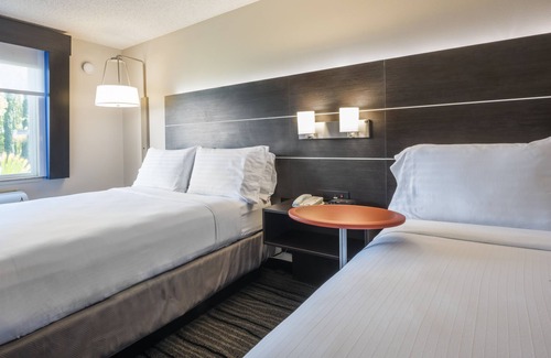 Livermore Hotel | Holiday Inn Express Hotel & Suites Livermore by IHG