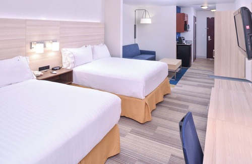 Otay Mesa Hotel | Holiday Inn Express Hotel & Suites San Diego Otay Mesa by IHG