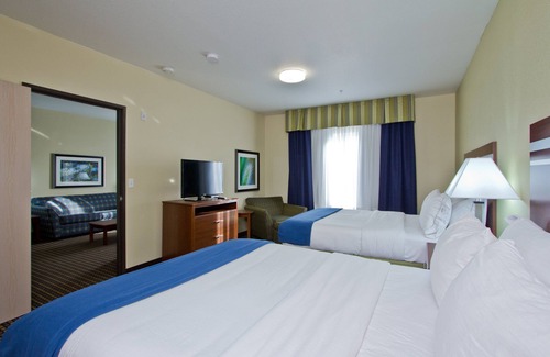 Montbello Hotel | Holiday Inn Express Hotel & Suites Denver East-Peoria Street by IHG