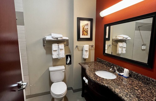 Alva Hotel | Holiday Inn Express Hotel & Suites Alva by IHG