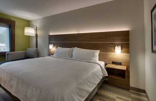 Winchester Hotel | Holiday Inn Express Lexington East - Winchester by IHG