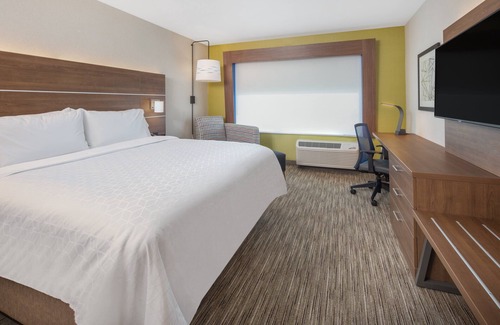 Madera Hotel | Holiday Inn Express Madera - Yosemite Park Area by IHG