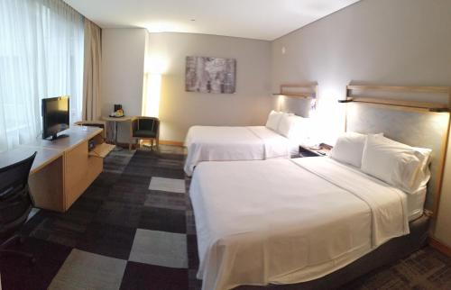 Reforma Hotel | Holiday Inn Express Mexico Reforma by IHG