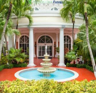 Doral Hotel | Holiday Inn Express Miami Airport Doral Area by IHG