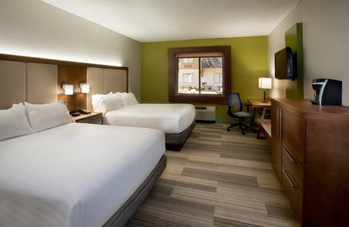 Donelson Hotel | Holiday Inn Express Nashville Airport by IHG