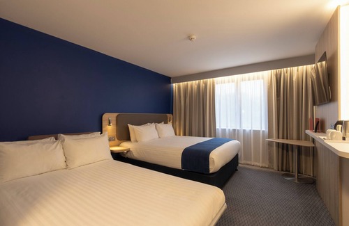 Poole Hotel | Holiday Inn Express Poole by IHG