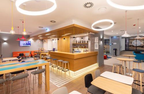 Centro / Baixa Hotel | Holiday Inn Express Porto City Centre by IHG