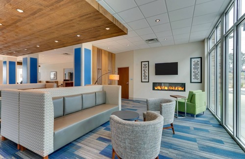 Dawsonville Hotel | Holiday Inn Express & Suites Dawsonville by IHG