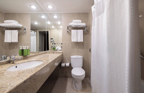 El Golf Hotel | Holiday Inn Express Santiago Las Condes by IHG