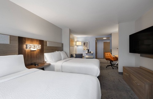 Savannah Hotel | Holiday Inn Express Savannah Airport by IHG