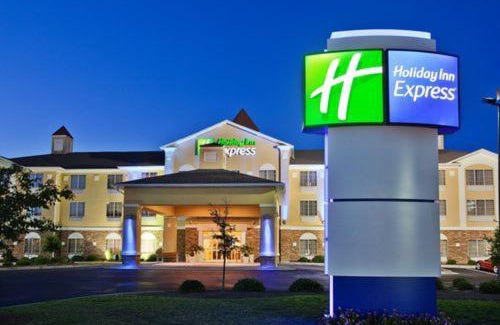Savannah Hotel | Holiday Inn Express Savannah Airport by IHG