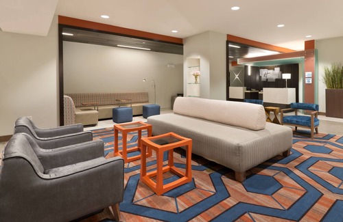 Hot Springs Hotel | Holiday Inn Express & Suites Hot Springs by IHG