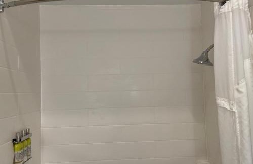 Pike Hotel | Holiday Inn Express & Suites - Indianapolis Northwest by IHG