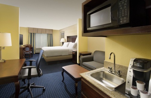 West San Antonio Hotel | Holiday Inn Express & Suites San Antonio-West-SeaWorld Area by IHG