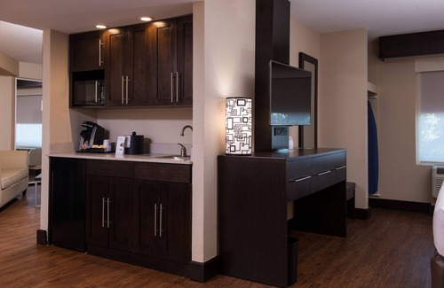 Wetmore Hotel | Holiday Inn Express & Suites San Antonio Medical-Six Flags by IHG