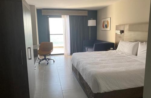 Mazatlan Hotel | Holiday Inn Express & Suites Mazatlan by IHG