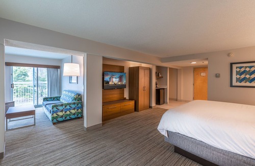 Asheville Hotel | Holiday Inn Express & Suites Asheville Downtown by IHG