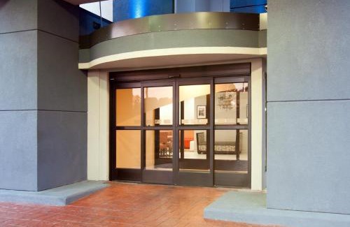 Nashville Hotel | Holiday Inn Express & Suites Nashville-I-40 & I-24(Spence Lane) by IHG