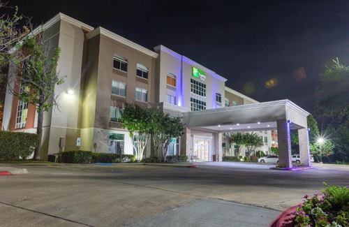 North Arlington Hotel | Holiday Inn Express & Suites Arlington North – Stadium Area by IHG