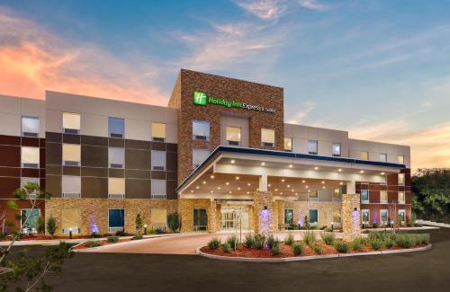Oakhurst Hotel | Holiday Inn Express & Suites Oakhurst-Yosemite Park Area by IHG
