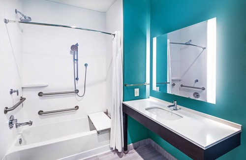 Rockport Hotel | Holiday Inn Express & Suites Rockport - Bay View by IHG
