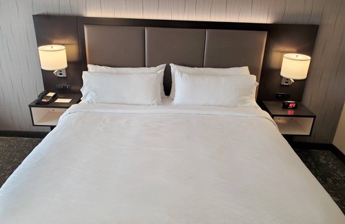 Cheney Hotel | Holiday Inn Express & Suites Cheney by IHG