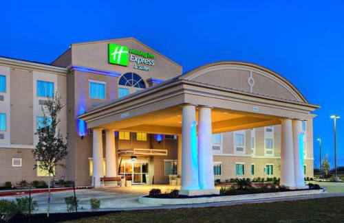 Cotulla Hotel | Holiday Inn Express & Suites Cotulla by IHG
