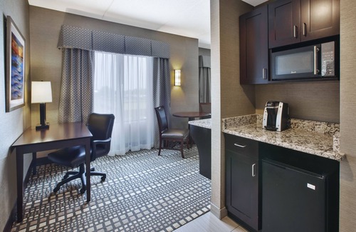 Geneva Hotel | Holiday Inn Express & Suites Geneva Finger Lakes by IHG