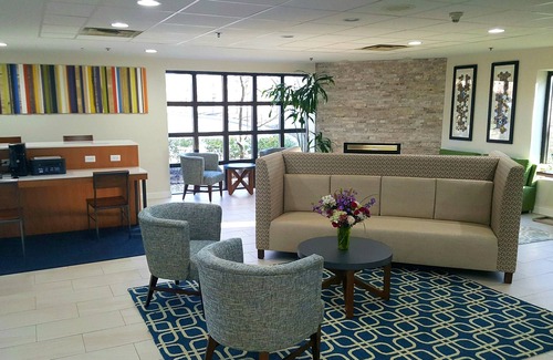Milford Hotel | Holiday Inn Express & Suites Milford by IHG