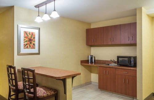 Nogales Hotel | Holiday Inn Express & Suites Nogales by IHG