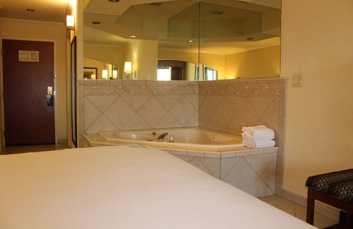 Limberlost Hotel | Holiday Inn Express & Suites Tucson Mall by IHG
