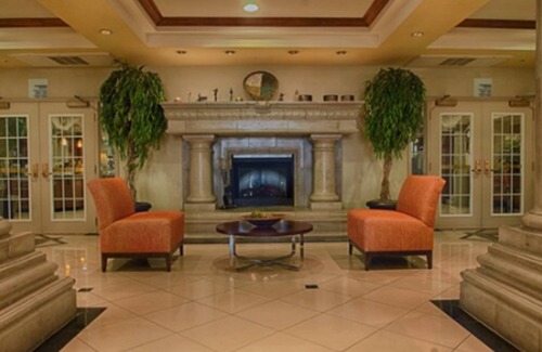Limberlost Hotel | Holiday Inn Express & Suites Tucson Mall by IHG