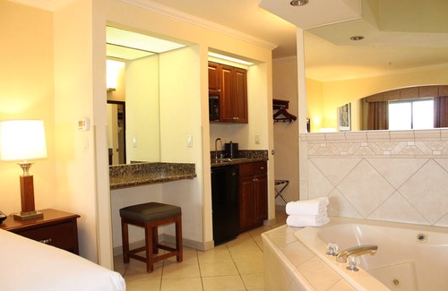 Limberlost Hotel | Holiday Inn Express & Suites Tucson Mall by IHG