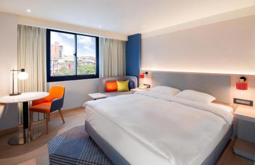 Datong Hotel | Holiday Inn Express Taipei Train Station by IHG