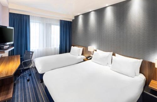 The Hague Center Hotel | Holiday Inn Express The Hague - Parliament by IHG