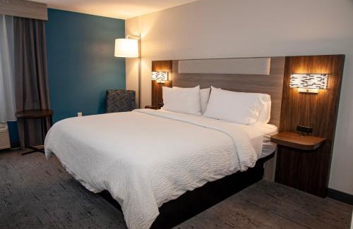 Tucson Hotel | Holiday Inn Express Tucson-Airport by IHG