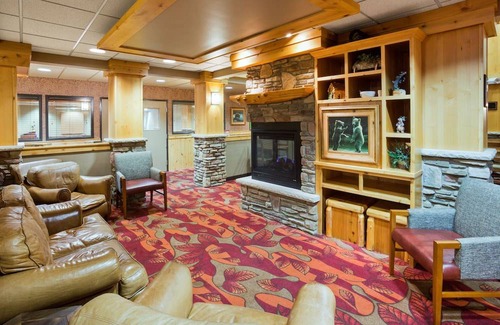 Brainerd Hotel | Holiday Inn Express Hotel & Suites Brainerd-Baxter, an IHG Hotel