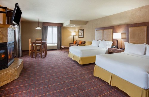 Brainerd Hotel | Holiday Inn Express Hotel & Suites Brainerd-Baxter, an IHG Hotel