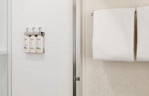 Murfreesboro Hotel | Holiday Inn Express & Suites Murfreesboro West by IHG