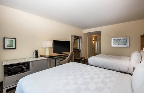 Gulfport Hotel | Holiday Inn Gulfport Airport by IHG