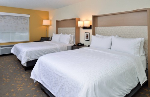 Overland Park Hotel | Holiday Inn Hotel & Suites Overland Park - Convention Center by IHG