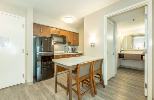 Peachtree City Hotel | Holiday Inn Hotel & Suites Peachtree City by IHG