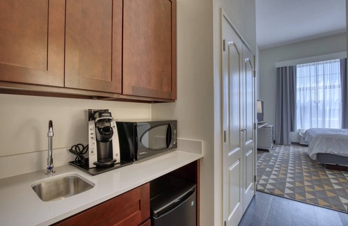Madison Hotel | Holiday Inn Hotel & Suites Madison West - Middleton by IHG