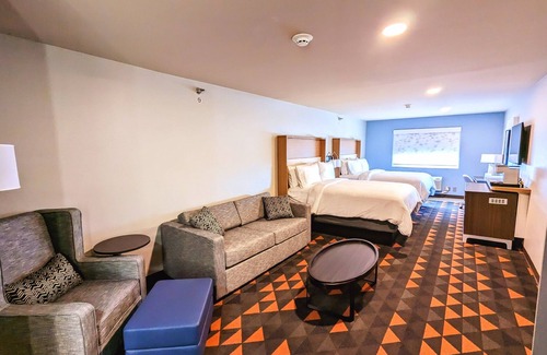 Downtown Kansas City Hotel | Holiday Inn Kansas City Downtown by IHG