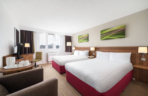 Lincoln Hotel | Holiday Inn Lincoln by IHG